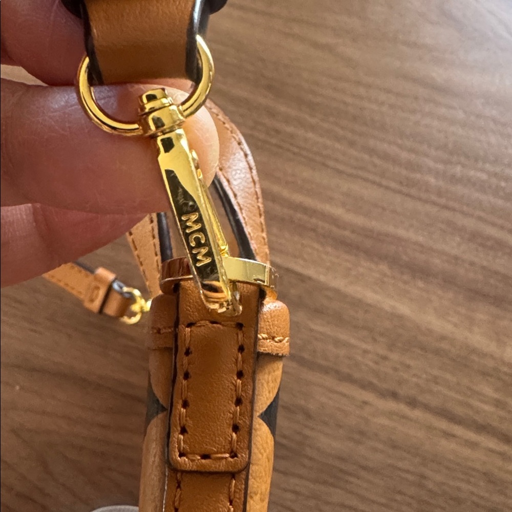 MCM bag - Picture 10 of 11
